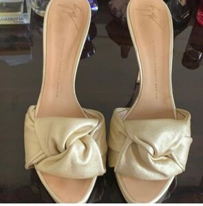 Giuseppe champaign slippers Size 10